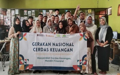 PT. Pegadaian Cabang Mojokerto Sosialisasi ke SMKN 1 Kemlagi: Edukasi Keuangan untuk Siswa Kelas XII